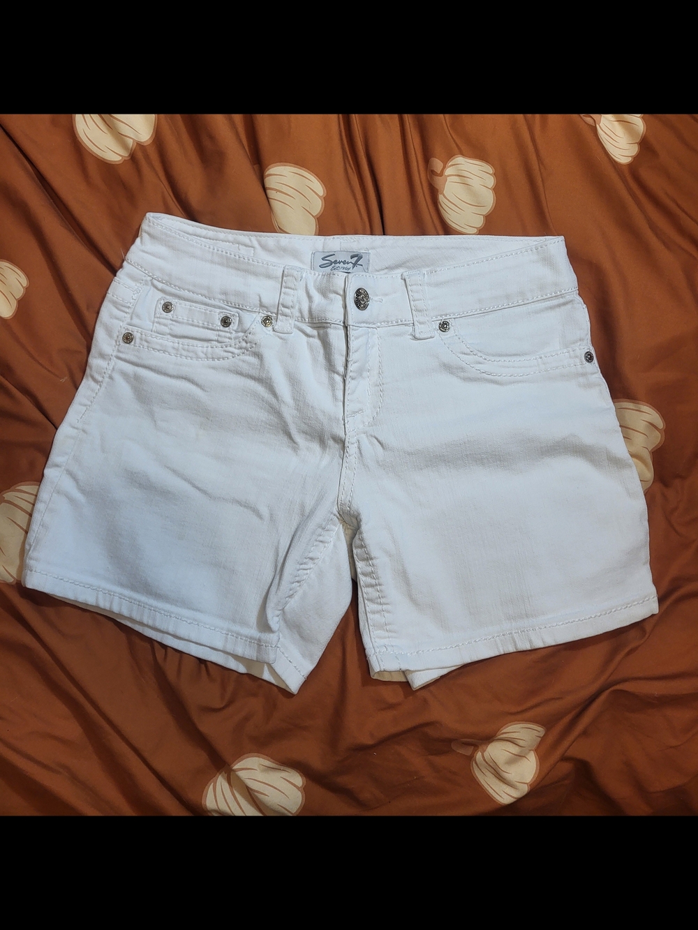 Seven7 White Women's Denim Shorts - Classic Five-Pocket